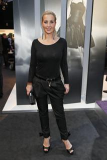 Charlotte Engelhardt feet photo thumbnail