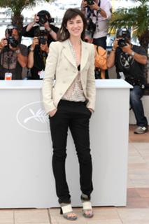 Charlotte Gainsbourg feet photo thumbnail