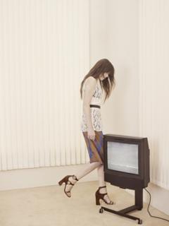 Charlotte Gainsbourg feet photo thumbnail
