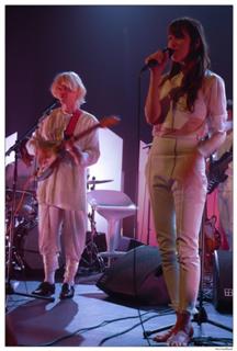 Charlotte Gainsbourg feet photo thumbnail
