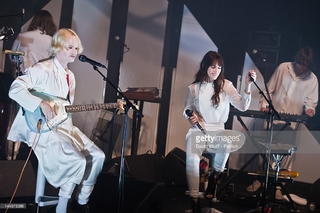 Charlotte Gainsbourg feet photo thumbnail