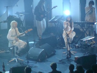 Charlotte Gainsbourg feet photo thumbnail