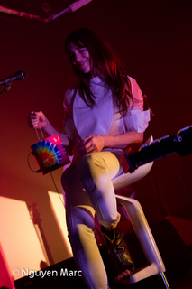 Charlotte Gainsbourg feet photo thumbnail