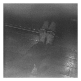 Charlotte Gainsbourg feet photo thumbnail