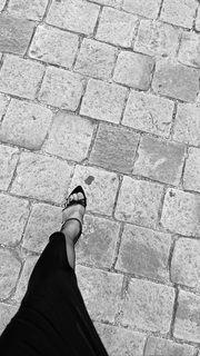 Charlotte Gainsbourg feet photo thumbnail