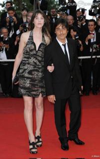 Charlotte Gainsbourg feet photo thumbnail