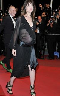 Charlotte Gainsbourg feet photo thumbnail