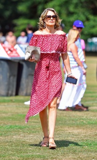 Charlotte Hawkins feet photo thumbnail