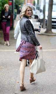 Charlotte Hawkins feet photo thumbnail