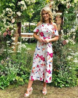 Charlotte Hawkins feet photo thumbnail