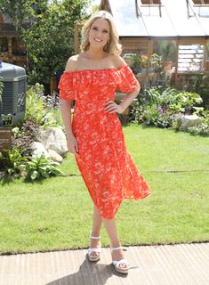 Charlotte Hawkins feet photo thumbnail
