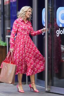 Charlotte Hawkins feet photo thumbnail