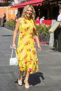 Charlotte Hawkins feet photo thumbnail