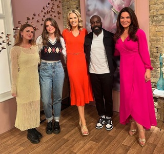 Charlotte Hawkins feet photo thumbnail