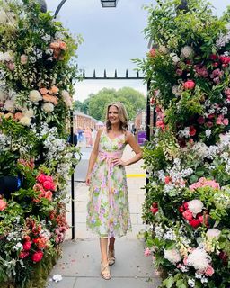 Charlotte Hawkins feet photo thumbnail
