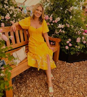Charlotte Hawkins feet photo thumbnail