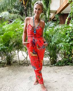 Charlotte Hemmings feet photo 15