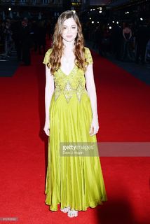 Charlotte Hope feet photo thumbnail