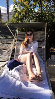 Charlotte Hope feet photo thumbnail