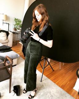 Charlotte Hope feet photo thumbnail