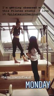 Charlotte Hope feet photo thumbnail