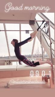 Charlotte Hope feet photo thumbnail