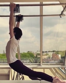 Charlotte Hope feet photo thumbnail