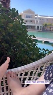 Charlotte Hope feet photo thumbnail