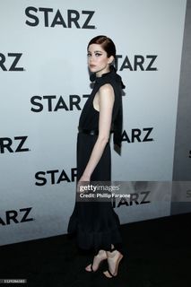 Charlotte Hope feet photo thumbnail