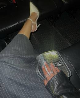 Charlotte Jordan feet photo 11