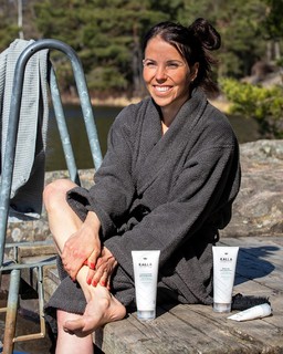 Charlotte Kalla feet photo 11