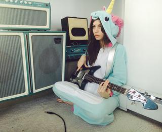 Charlotte Kemp Muhl feet photo 9