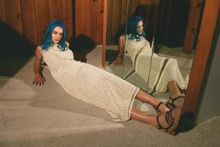 Charlotte Lawrence feet photo thumbnail