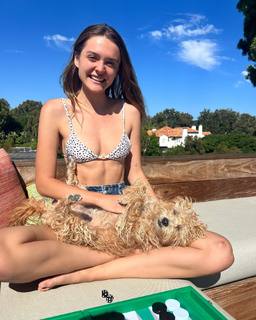 Charlotte Lawrence feet photo thumbnail