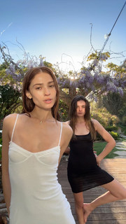 Charlotte Lawrence feet photo thumbnail