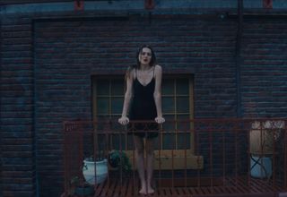 Charlotte Lawrence feet photo thumbnail