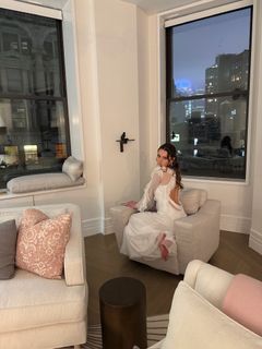 Charlotte Lawrence feet photo thumbnail