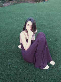Charlotte Lawrence feet photo 8