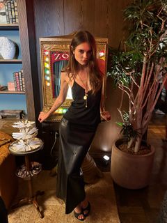 Charlotte Lawrence feet photo 1