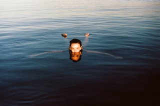 Charlotte Le Bon feet photo thumbnail