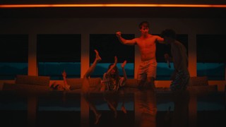 Charlotte Le Bon feet photo thumbnail