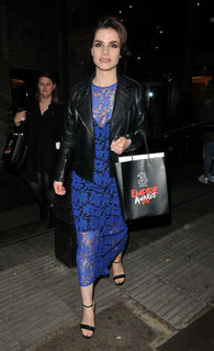 Charlotte Riley feet photo thumbnail