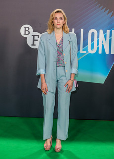 Charlotte Ritchie feet photo thumbnail