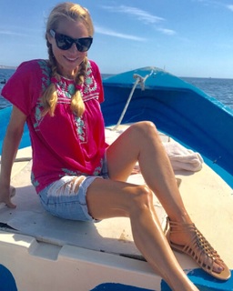 Charlotte Ross feet photo 12
