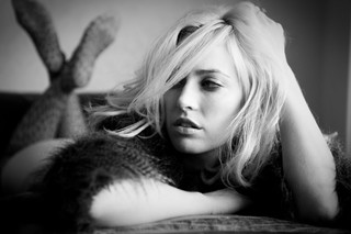 Charlotte Sullivan feet photo 13