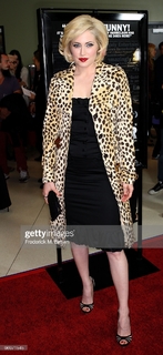 Charlotte Sullivan feet photo 8