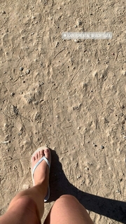 Charlotte de Witte feet photo 9