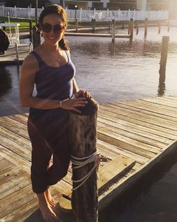 Charly Arnolt feet photo thumbnail