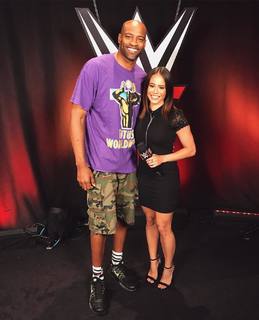 Charly Arnolt feet photo thumbnail