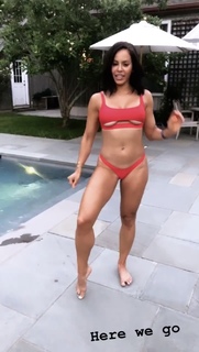 Charly Arnolt feet photo thumbnail